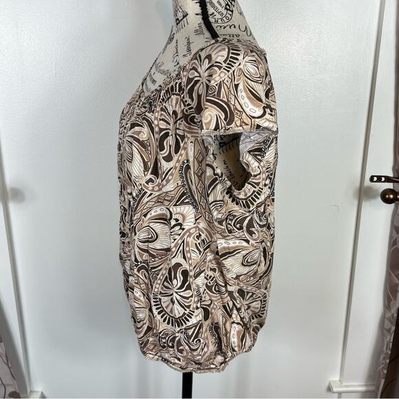 Liz Claiborne Tan white and brown paisley patterned cap sleeve blouse - Picture 9 of 9